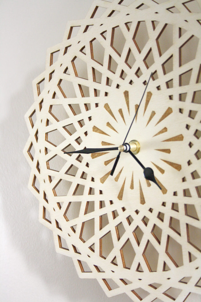 horloge bois géométrique