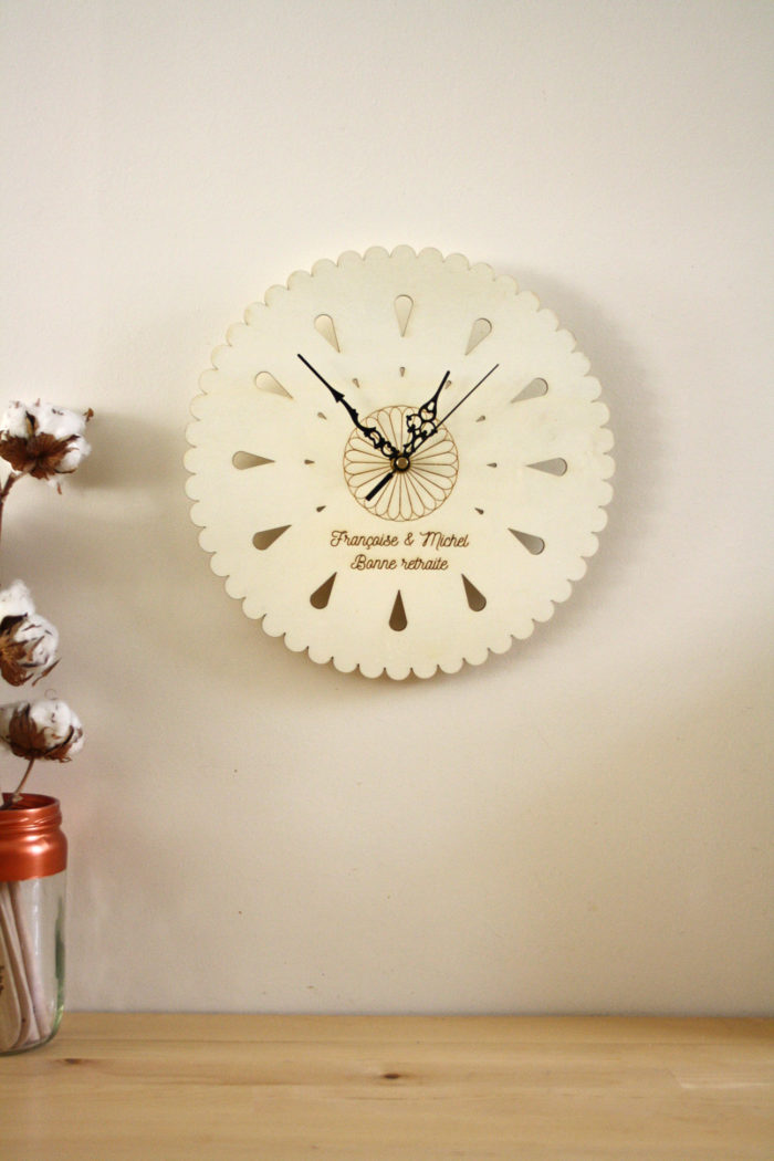 horloge personnalisée bois