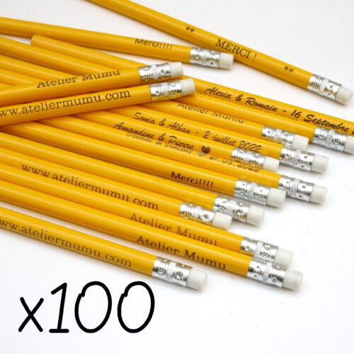 crayons jaunes