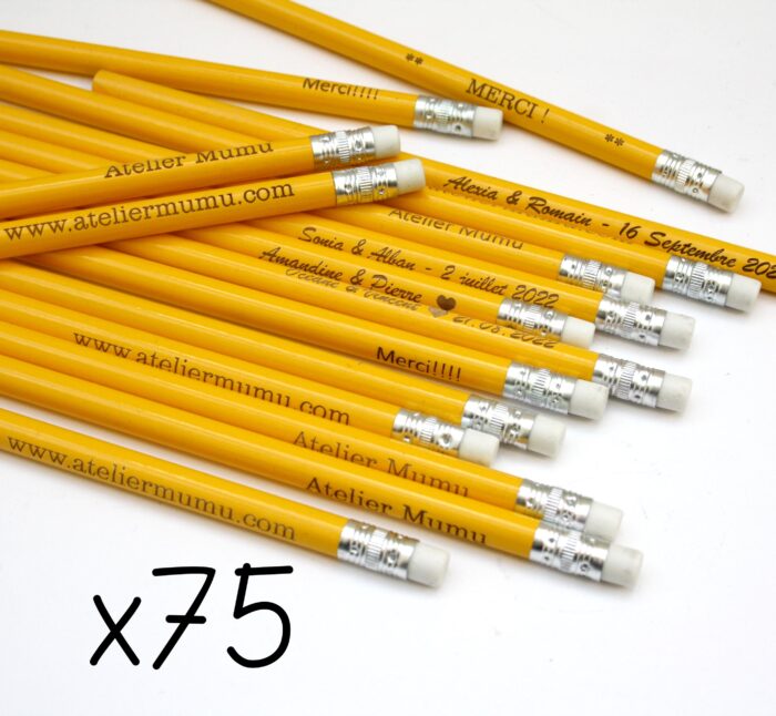crayons personnalisés jaunes